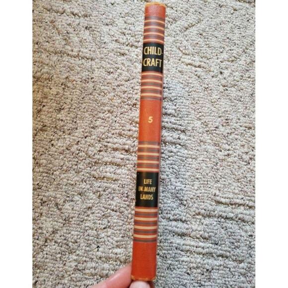 ChildCraft Book Vol 5 Encyclopedia Life in Many Lands - Picture 2 of 9